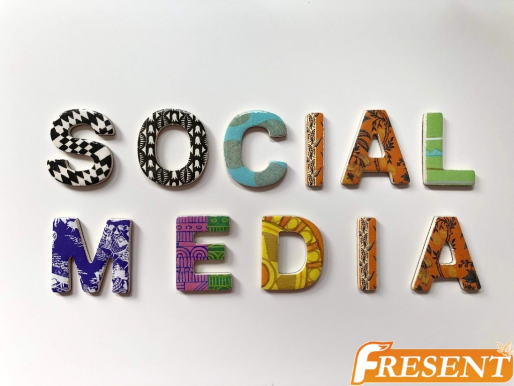 Using Social Media to Amplify Social Proof